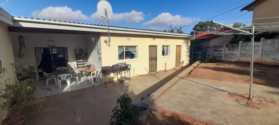 4 Bedroom Property for Sale in Moorreesburg Western Cape